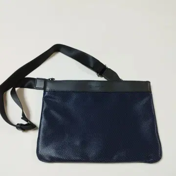 렉서스 숄더백 미사용