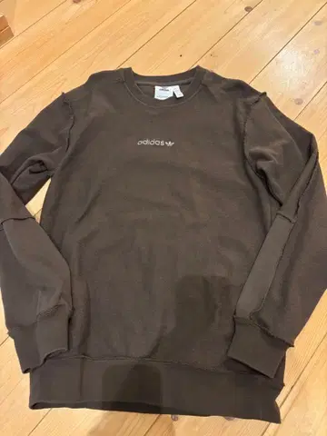 adidas 브라운 트레이닝복 M 사이즈