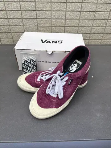 VANS 버건디 스웨이드 스니커즈 살만 아가