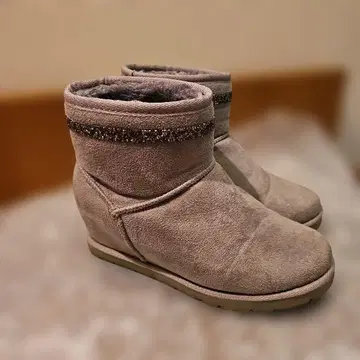 인힐 페이크 어그 부츠 M