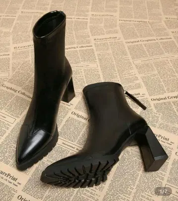 [익명 배송 새상품] 통굽 숏부츠 블랙 25.0cm