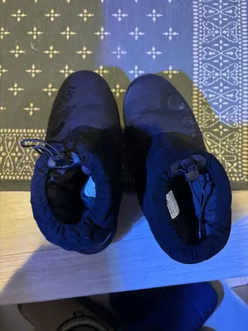 THE NORTH FACE 블랙 부츠