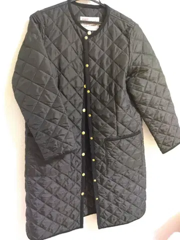 트래디셔널 웨더웨어 블랙 퀼팅