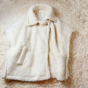 [ 새상품급 ] birthdaybash 벌스데이 바쉬 보아 판초 화이트