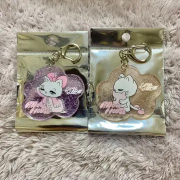 foxy illustrations 아크릴 키링 2개