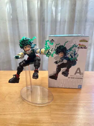 나의 히어로 아카데미아 미도리야 이즈쿠 피규어