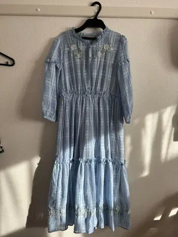 엑시즈팜 axes femme 스카이블루 원피스