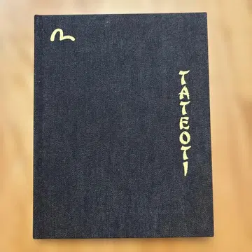 # EVISE TATEOTI 네이비 데님풍 표지 photo book