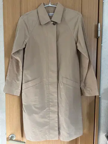 어반 리서치 트렌치코트