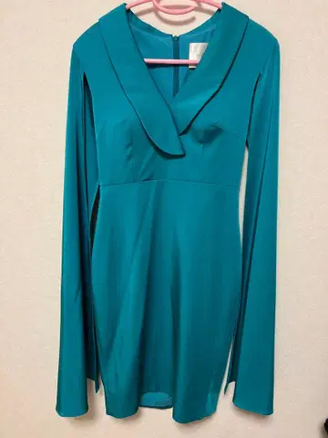 Settann 터콰이즈 긴팔 미니 원피스