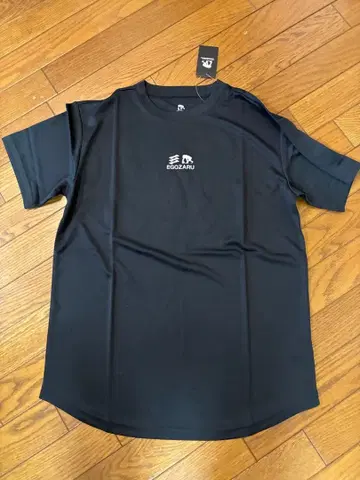 EGOZARU 블랙 T셔츠 뱀 패턴