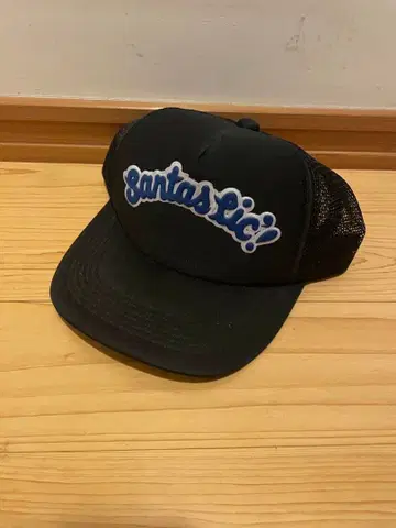 산타스틱웨어 아치 로고 메쉬 캡 SANTASTIC!