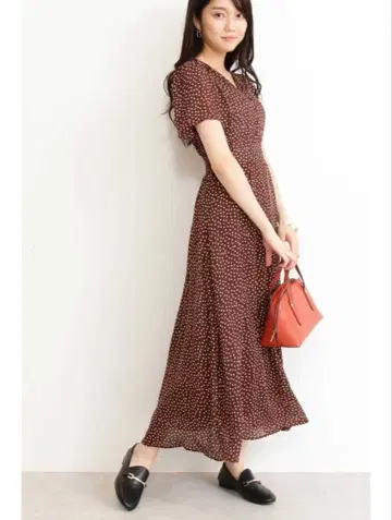 도트 셔링 원피스 N. Natural Beauty Basic