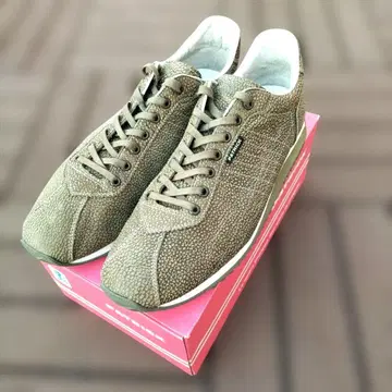 레어 한정판 모델 PATRICK 패트릭 생거 호스 슈링크 28cm