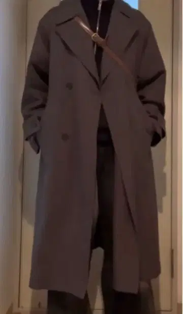 WYM 다크 그레이 트렌치코트