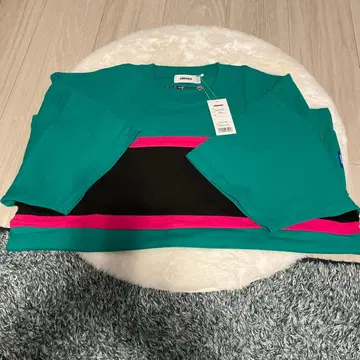 atmos 터콰이즈 핑크 블랙 T셔츠
