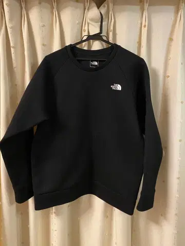 THE NORTH FACE 블랙 트레이닝복