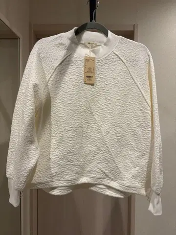 [ 새상품 ] studio CLIP 후쿠레 자카드 드로스트 풀오버