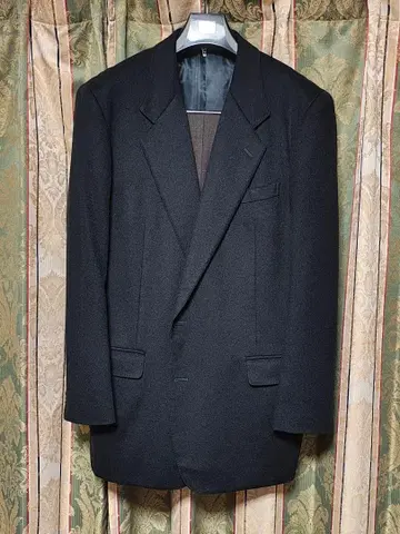 퓨어 캐시미어 블랙 테일러드 자켓 + 브라운 계열 슬랙스 셋업