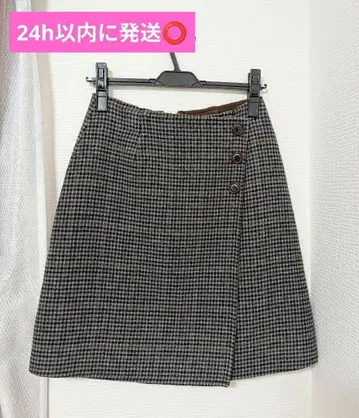 클래시컬 고급 체크 무늬 리버서블 랩스커트