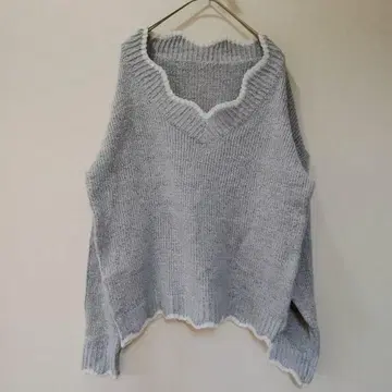 그레이 니트 [ XL ] 스캘럽 무지 하얀 테두리 오버 사이즈 귀여운