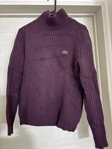라코스테 터틀넥 니트