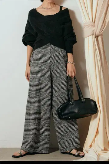 ESICA 케이블 카슈쿨 니트탑 블랙 새상품