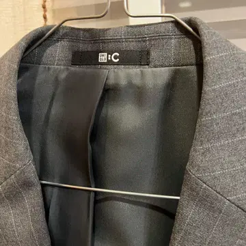 UNIQLO:C 그레이 스트라이프 테일러드 자켓