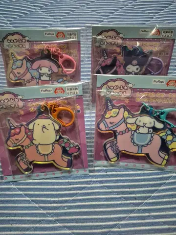 슈가후와 카루세르 오로라 아크릴 참 묶음 판매 세트