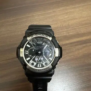 G-SHOCK 블랙 러버 밴드 시계