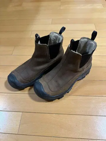 KEEN 앵커리지 부츠 브라운 사이드 고어 부츠