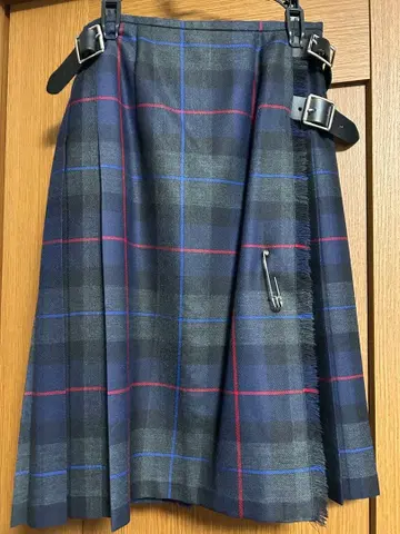 오닐 오브 더블린 플리츠 스커트