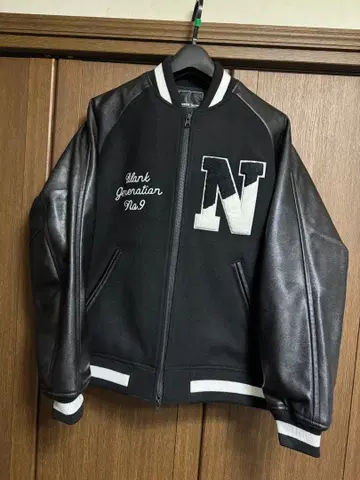 넘버나인 넘버나인 바시티 자켓 인기 블랙 화이트