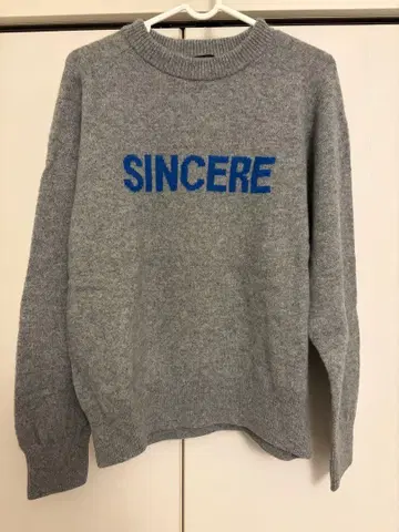 Spick and Span 래글런 로고 니트 풀오버