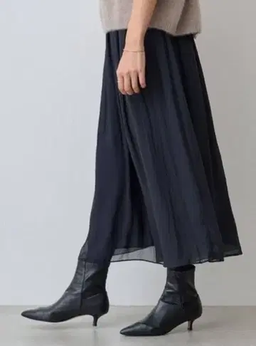 택 포함 새상품 비어즐리 NEW 주름 쉬폰 개더 팬츠