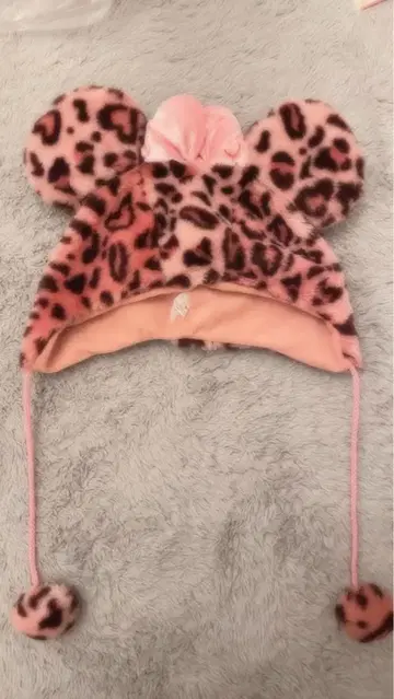 레오파드 무늬 미키 귀도리 모자