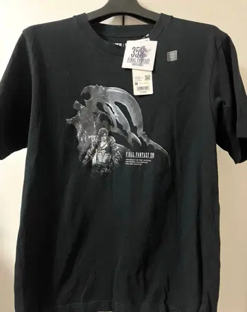 UNIQLO 콜라보 파이널 판타지 VIII T셔츠