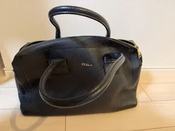 FURLA 블랙 가죽 핸드백
