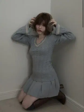 Yuhua 스쿨 니트 세트업 그레이