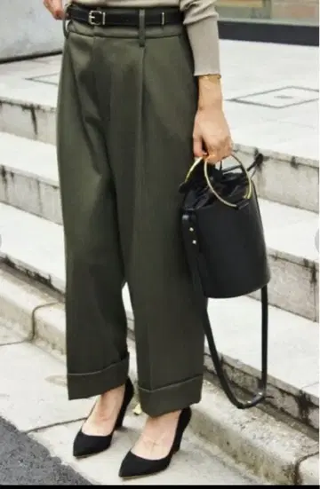 IENA 이에나 R/W 크롭 페그탑 팬츠 카키 36