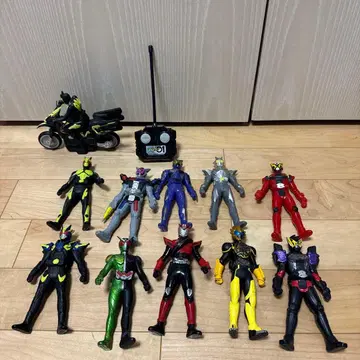 가면라이더 피규어 세트 10개 바이크 무선 조종 포함