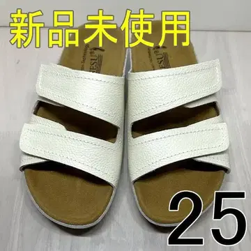 새상품 25cm 0092W 화이트 베네쉬 BENESU 실내화 샌들