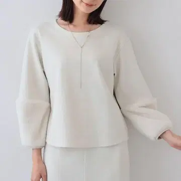 [ INDIVI ] 멜란지풍 인조 모피 절개 상의 풀오버