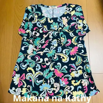 Makana na Kathy 플라워 무늬 네이비 튜닉