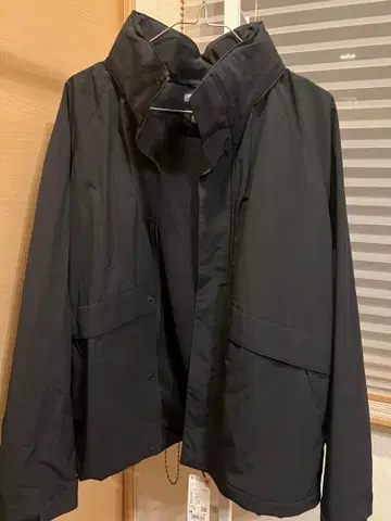 새상품 UNIQLO 윈드브레이커 스탠드 블루종 블랙