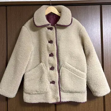 릴리 브라운 인조 가죽 파이핑 보아 자켓