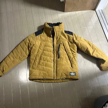 BURTLE 5270 다운 S사이즈