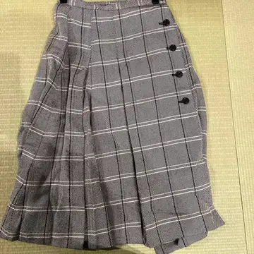 23구 체크 무늬 플리츠 롱 스커트