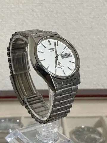 세이코 타입 II 쿼츠 손목시계