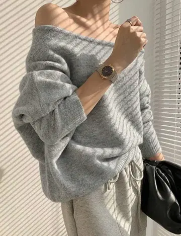 오프숄더 긴팔 니트 스웨터 그레이/네이비 블루